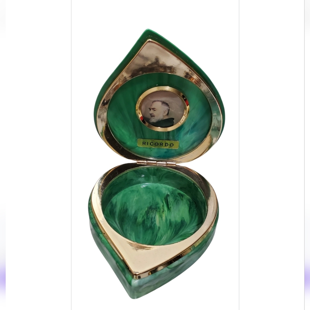 Vtg. Emerald Green Resin Jewelry Box by Ricordo Italy